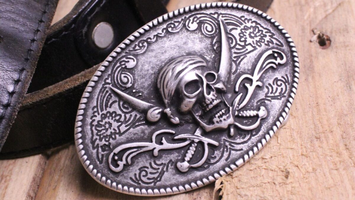 custom skull buckle